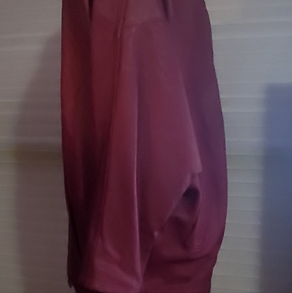 Leather jacket - Picture 4 of 5